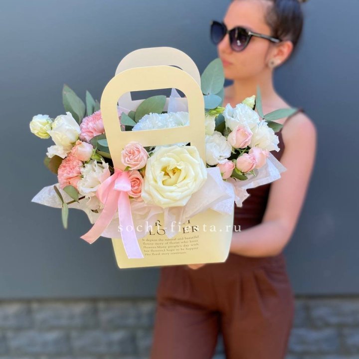 Цветочная сумочка "Рафаэль" в Нижнем Новгороде
