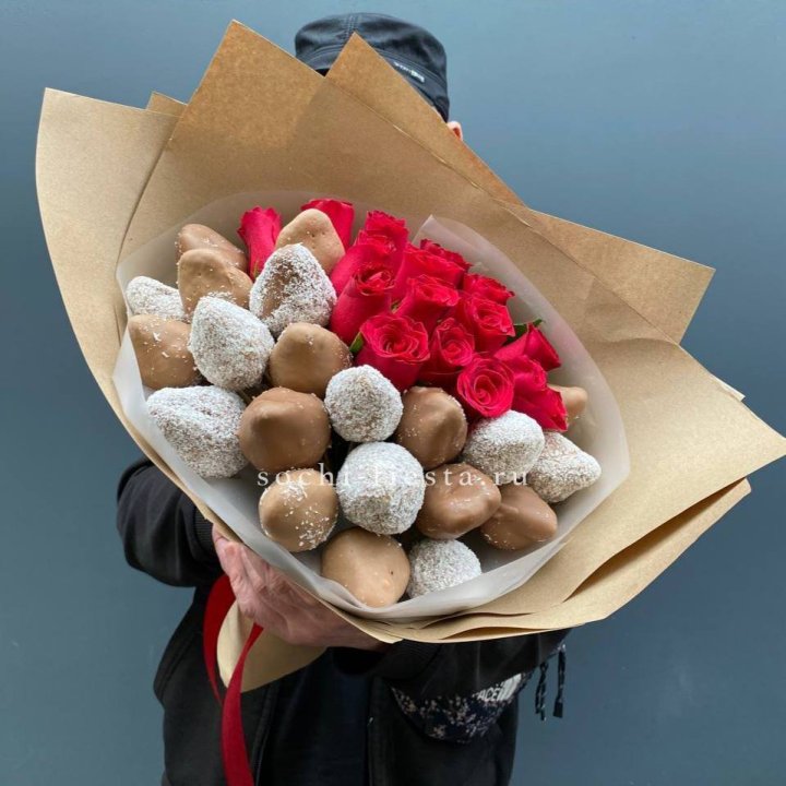 Розы и клубника в шоколаде Мерси в Нижнем Новгороде