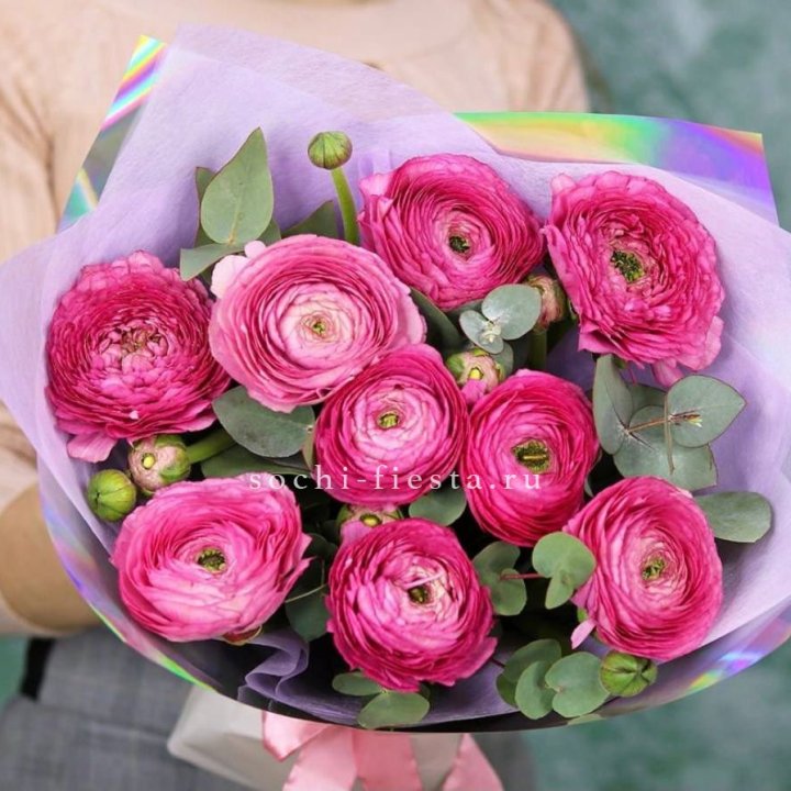 Ранункулюсы с эвкалиптом №2 в Нижнем Новгороде