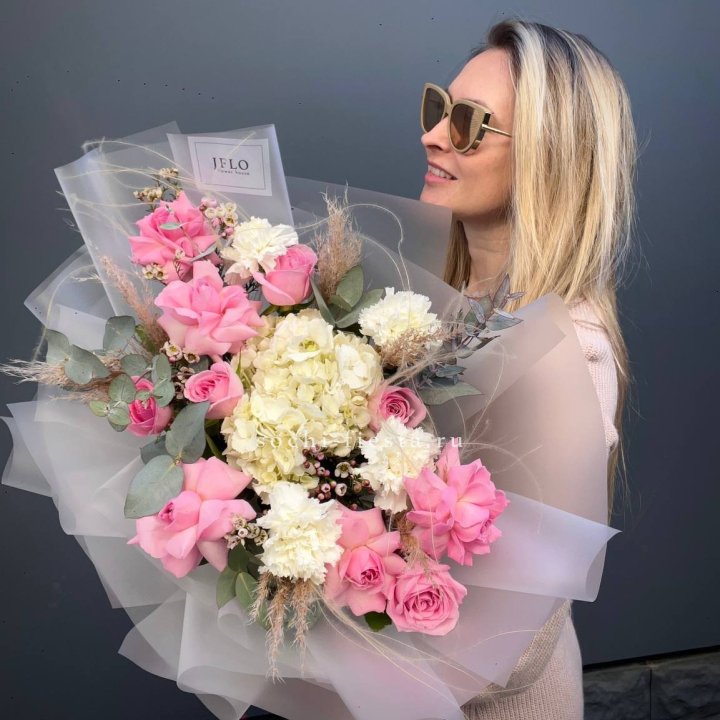 Авторский букет "Гармония" в Нижнем Новгороде