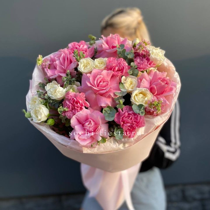  Букет "Малина" с доставкой в Нижнем Новгороде