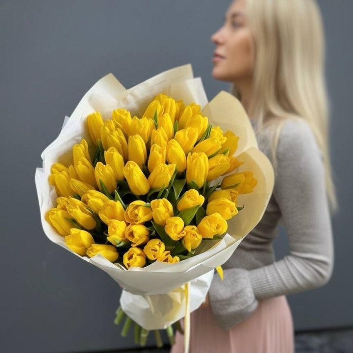 51 желтый тюльпан в Нижнем Новгороде