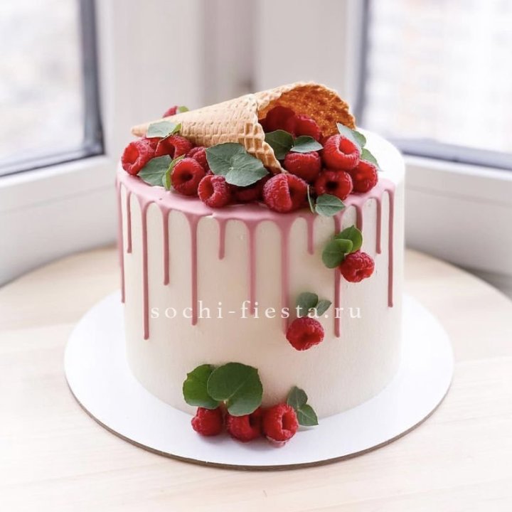 Торт "Ягодный" в Нижнем Новгороде