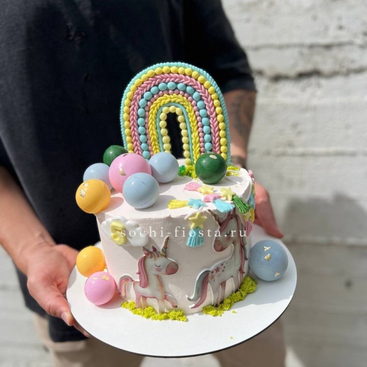 Торт "Радуга с единорогом" с доставкой в Нижнем Новгороде