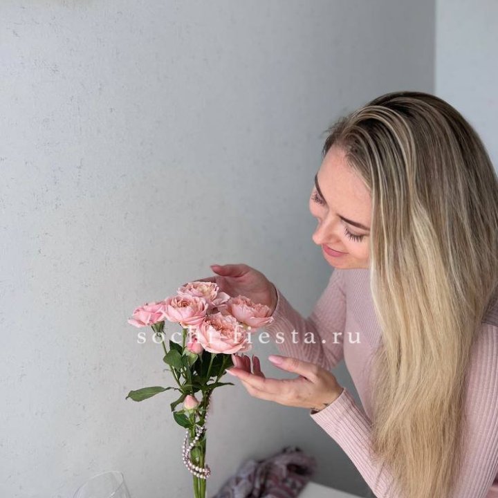 Цветочная подписка "Пакет маленький" в Нижнем Новгороде