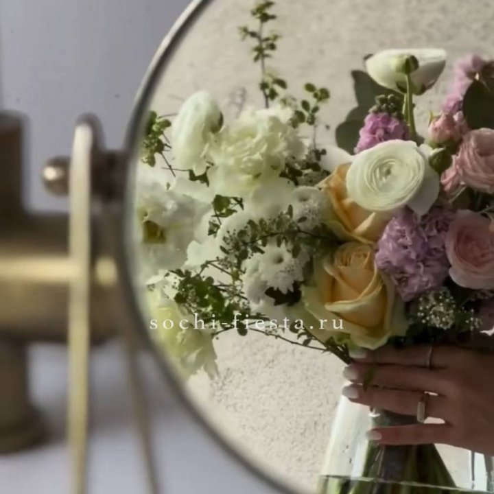 Цветочная подписка "Пакет средний" в Нижнем Новгороде