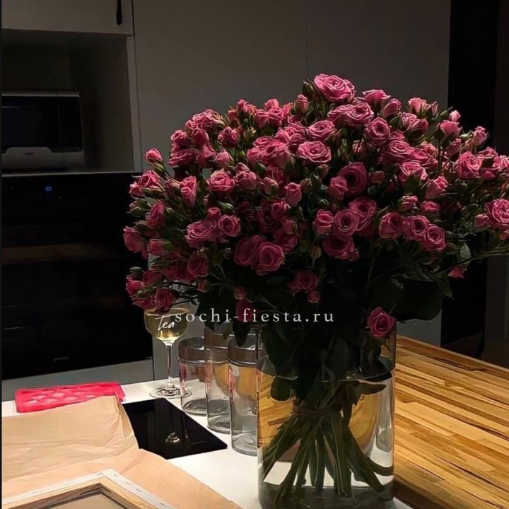 Цветочная подписка "Пакет большой" в Нижнем Новгороде