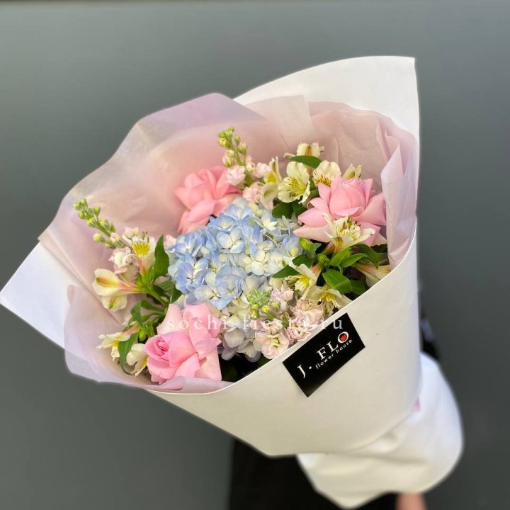  Букет "Теона" в Нижнем Новгороде