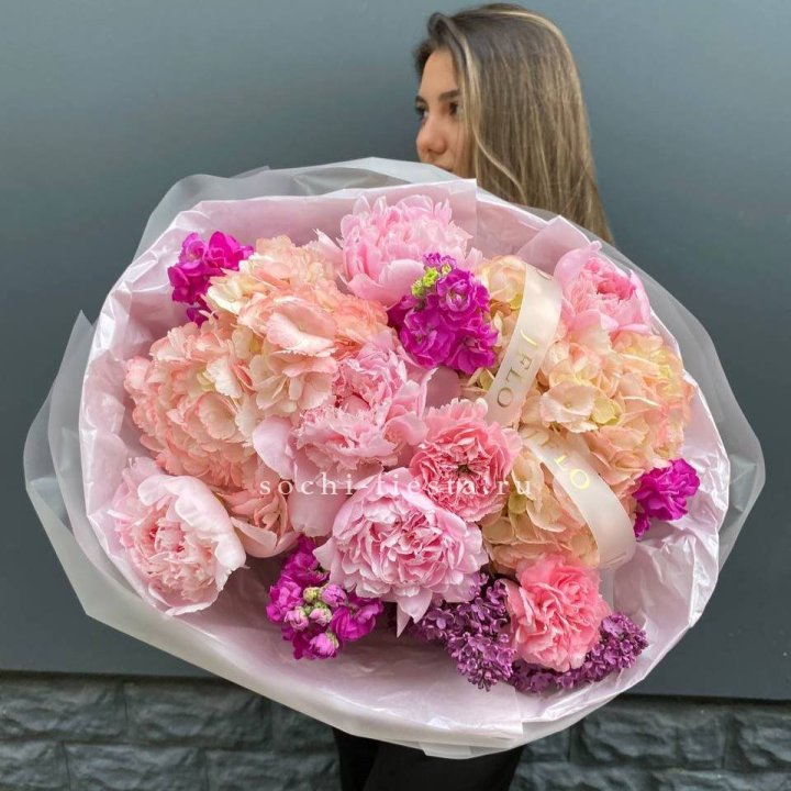  Букет "Фловер пионс" в Нижнем Новгороде
