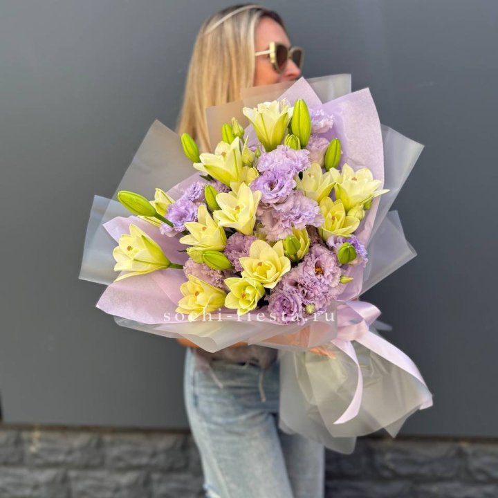  Букет лилий и эустом в Нижнем Новгороде