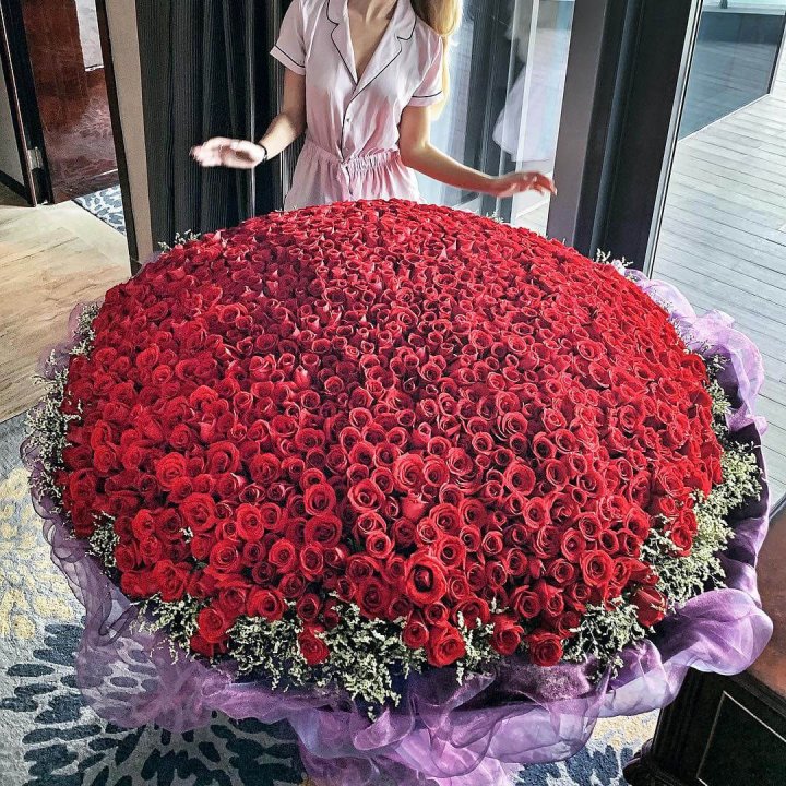 1001 роза в Нижнем Новгороде