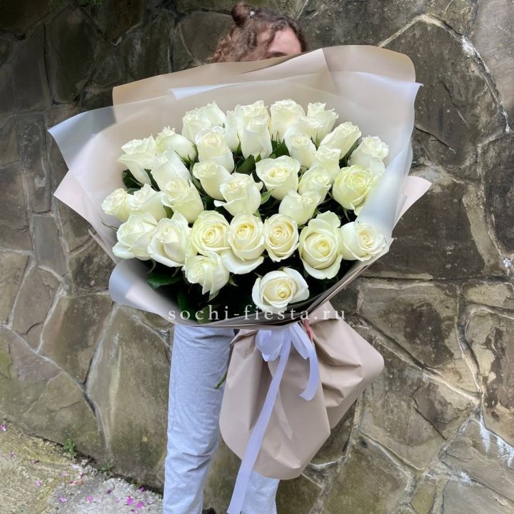 35 голландских роз в Нижнем Новгороде