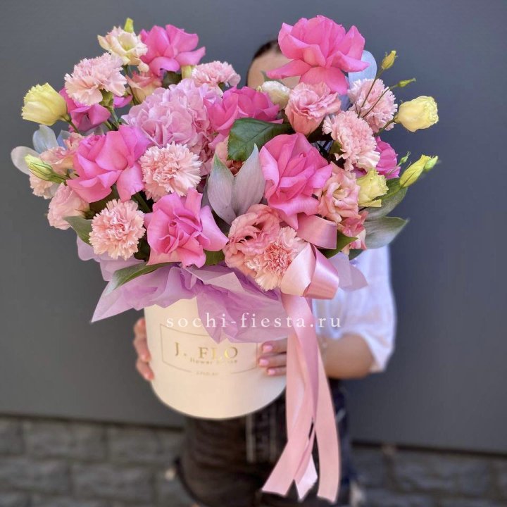 Цветочный бокс "Сальма" в Нижнем Новгороде