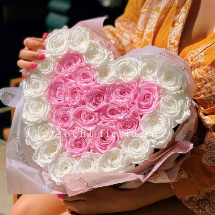 Бокс сердце с розами №2 в Нижнем Новгороде