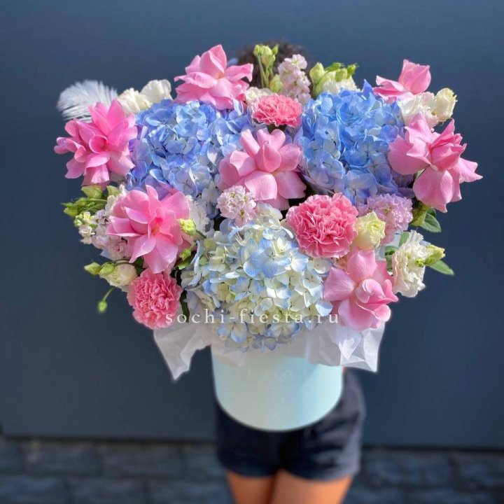 Коробка с цветами "Лемия" в Нижнем Новгороде