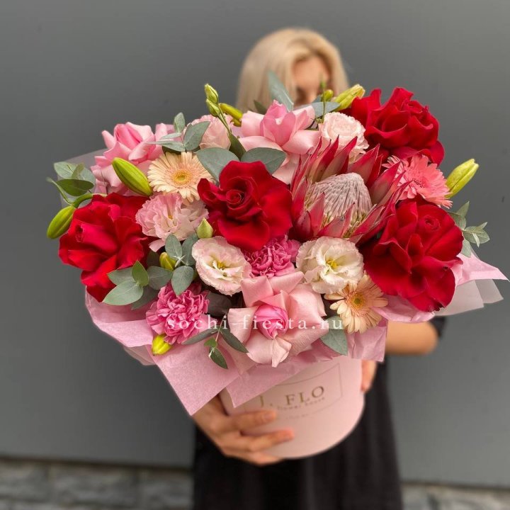 Коробка "Краски солнца" в Нижнем Новгороде