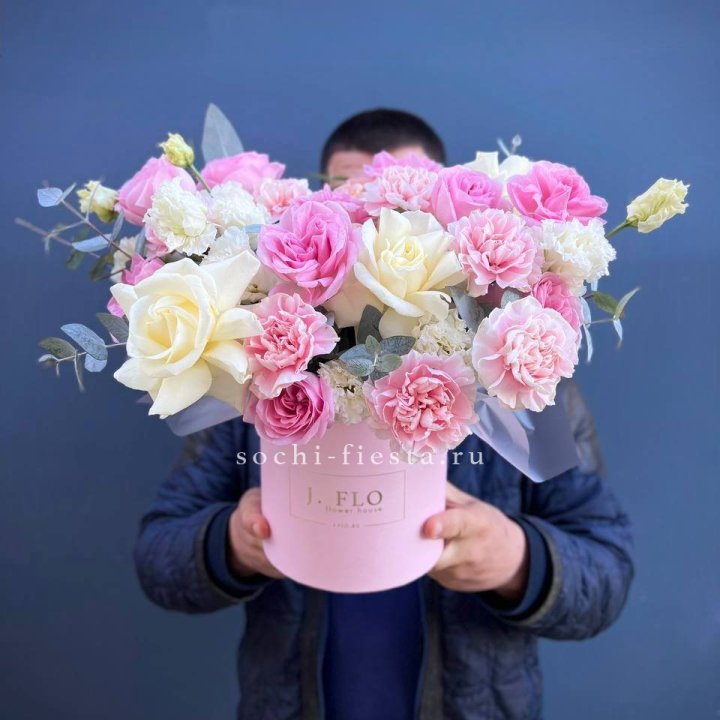 Цветочный бокс "Памела" в Нижнем Новгороде