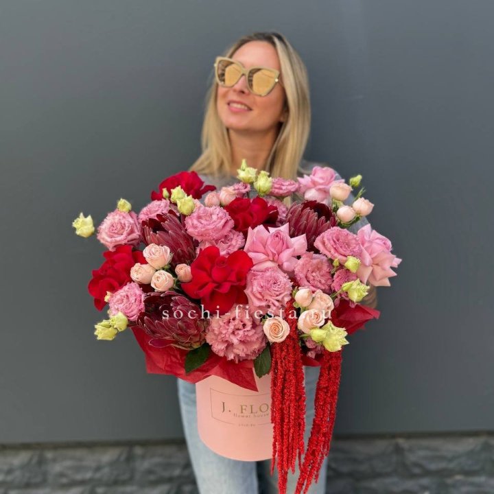 Дизайнерский цилиндр "Криотель" в Нижнем Новгороде