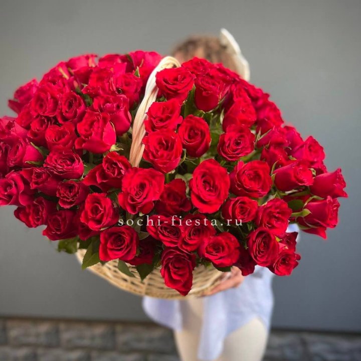 121 красная роза в корзине   в Нижнем Новгороде