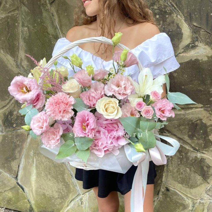 Авторская корзина "Миа" в Нижнем Новгороде