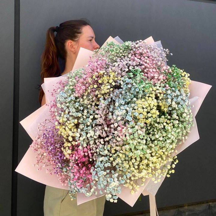 Пышный букет из гипсофил  в Нижнем Новгороде