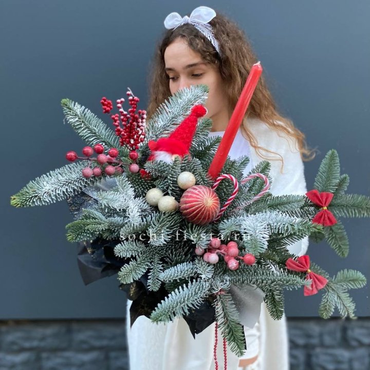 Композиция в бокале красная в Нижнем Новгороде