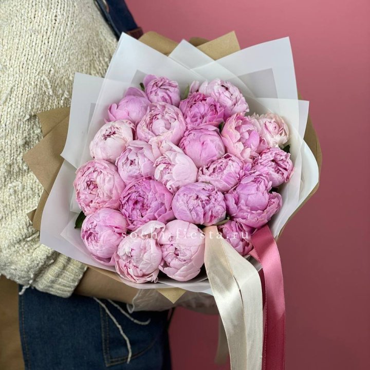 Букет из 21 пионов в Нижнем Новгороде