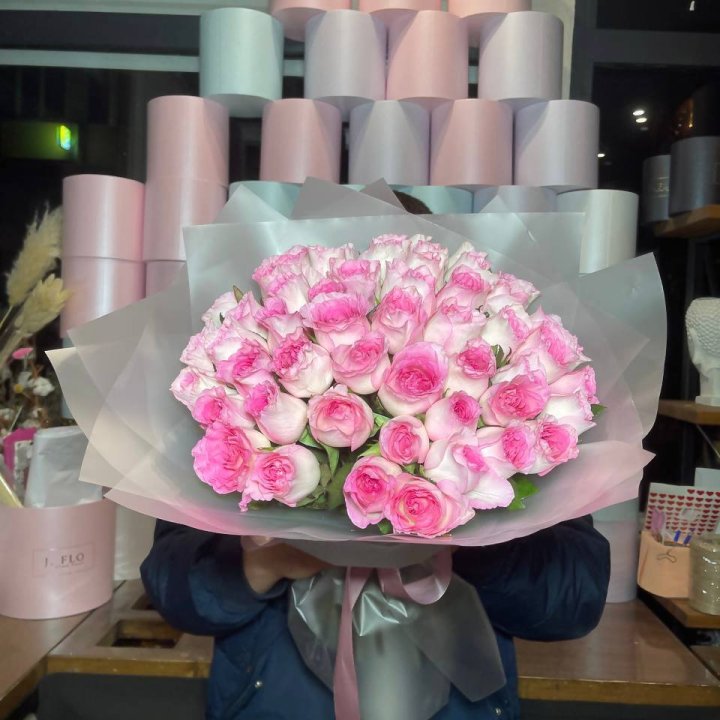  51 розовых роз в Нижнем Новгороде