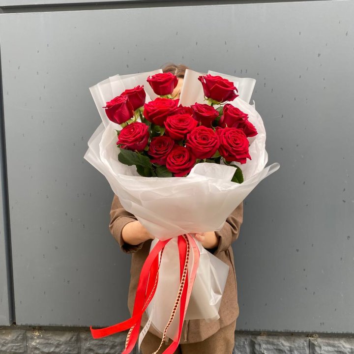 15 высоких роз  в Нижнем Новгороде