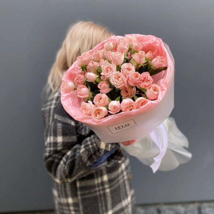 11 роз бомбастик в Нижнем Новгороде