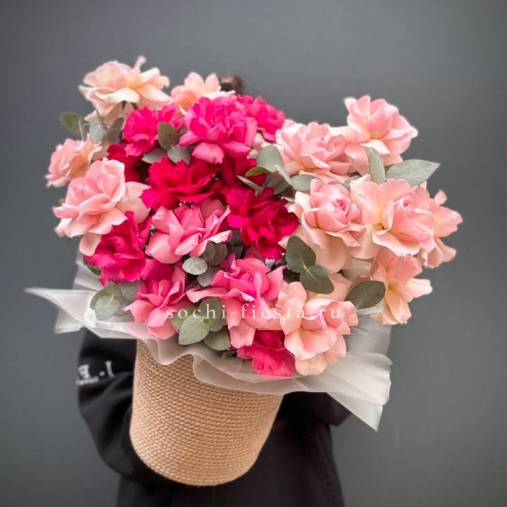 23 Французские розы Микс в боксе в Нижнем Новгороде