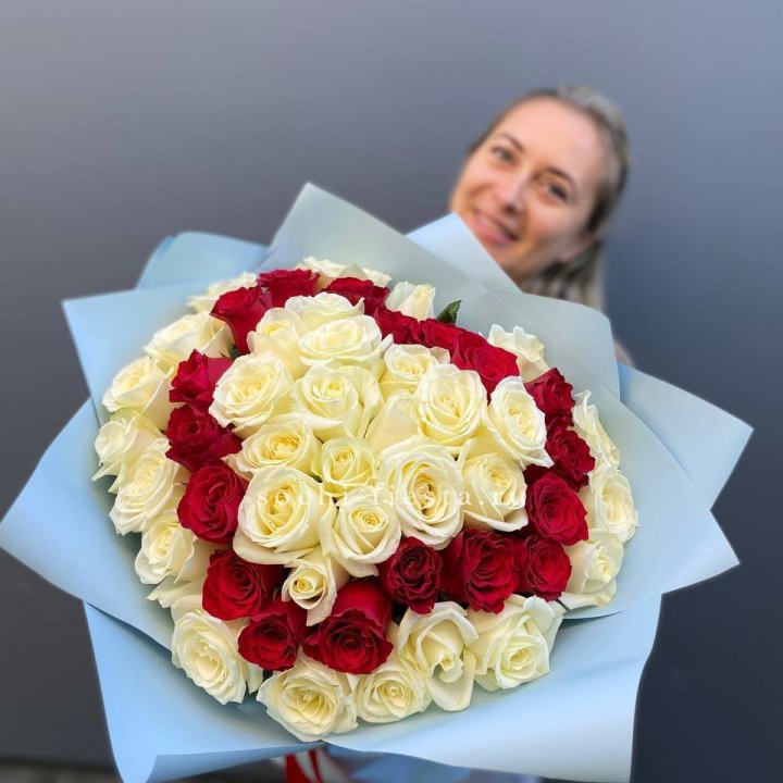 51 роза "Сердце" в Нижнем Новгороде