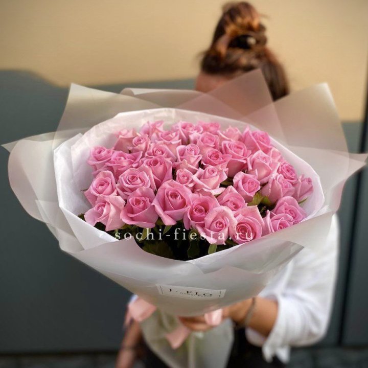 Букет розовых роз  в Нижнем Новгороде
