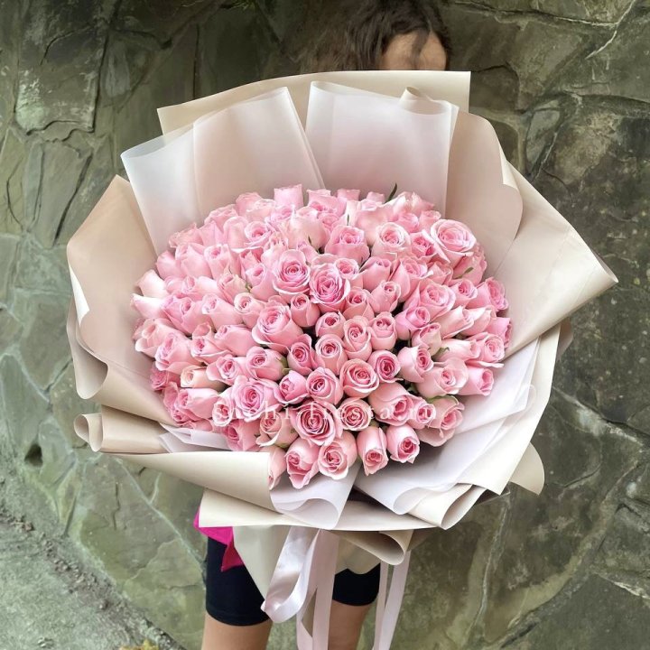 101 нежно-розовая роза Каролина  в Нижнем Новгороде