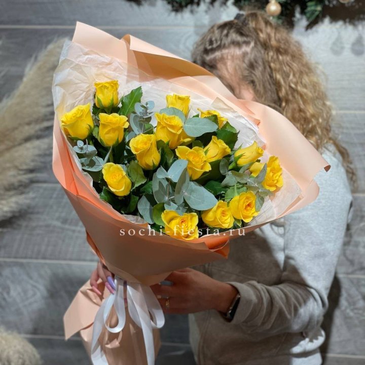 15 желтых роз в Нижнем Новгороде