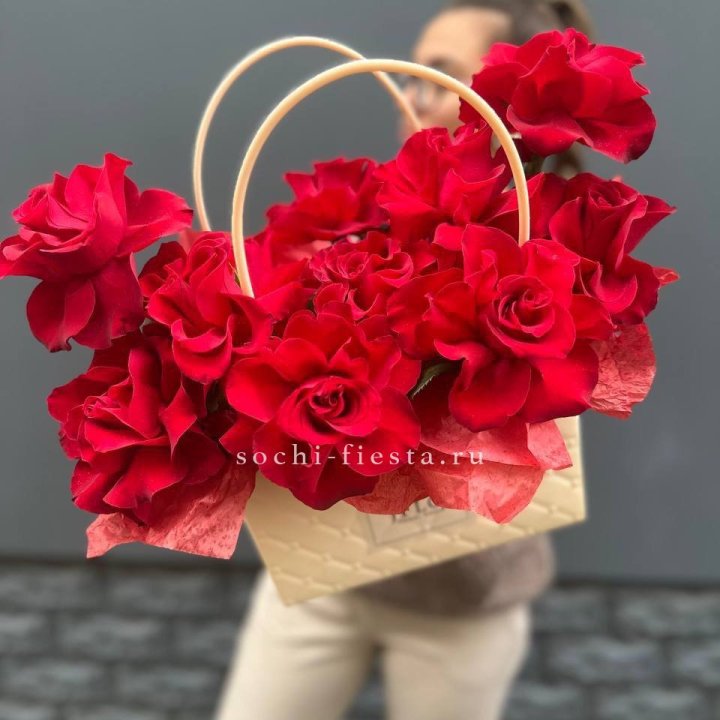 Французские розы в сумочке в Нижнем Новгороде